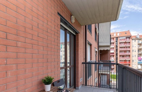 Santa Rita Apartment | Studio con Terrazzo nei Pressi Dell Universit by Wonderful Italy