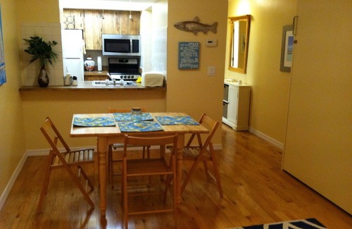 Captains Cove Apartment | Studio Condo, just minutes from Charlotte Harbor and great island shopping!
