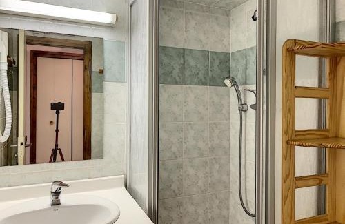 Combloux Apartment | Studio confortable au centre de Combloux avec parking et accès ski bus - FR-1-560-35