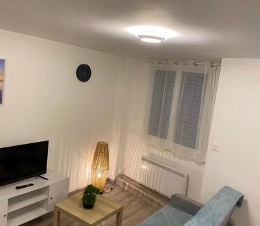 Manosque Apartment | Studio confortable au centre de Manosque