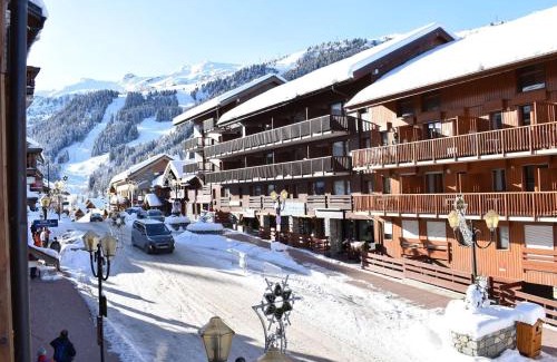 Meribel Centre Apartment | Studio confortable au centre de Méribel, proche pistes et commerces, parfait pour 4 personnes - FR-1-180-4