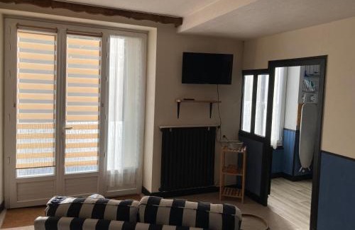L'Isle-Jourdain Apartment | Studio confortable pres de la riviere et la ville
