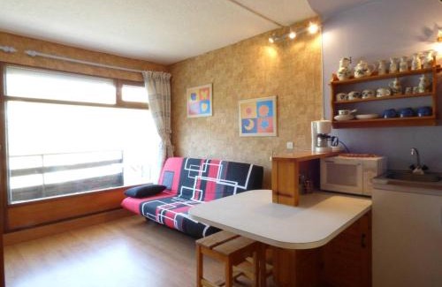 Arette Apartment | Studio confortable pour 4 pers, accès direct galerie et pistes, ascenseur - FR-1-602-75
