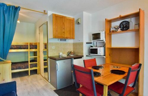 Bernex Apartment | Studio cosy à Bernex, proche pistes et sentiers - FR-1-498-90
