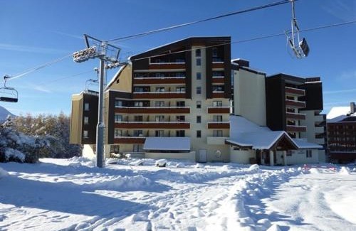 Bergers Apartment | Studio cosy avec balcon, piscine & sauna - 3 pers, pied des pistes, animaux OK - FR-1-405-87