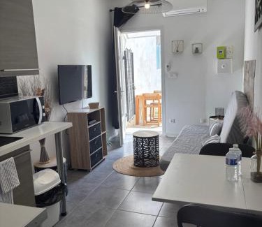 La Chamberte Apartment | Studio cosy avec jardin proche centre et plage