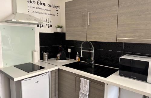 La Chamberte Apartment | Studio cosy avec jardin proche centre et plage