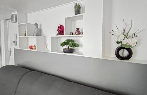 Petit-Ivry Apartment | Studio cosy avec mezzanine, proche métro à Ivry
