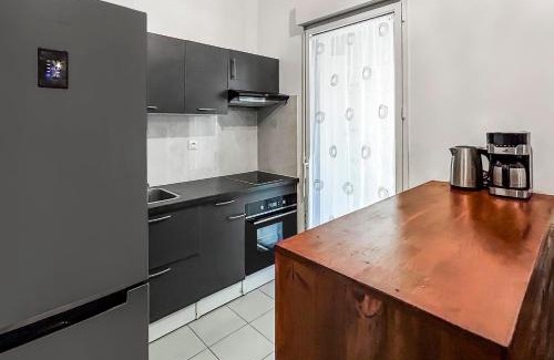 Petit-Ivry Apartment | Studio cosy avec mezzanine, proche métro à Ivry