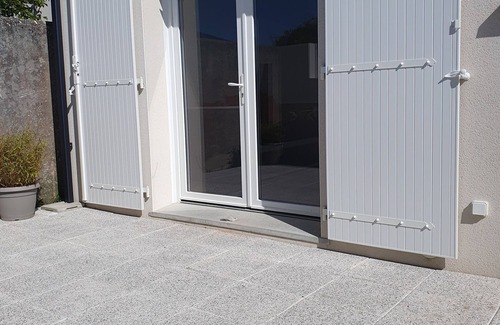 Medis Apartment | Studio Cosy Avec Terrasse Dans Maison Neuve à Royan