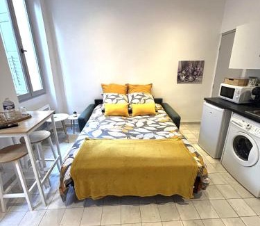 Grasse Apartment | Studio Cosy Coeur Historique