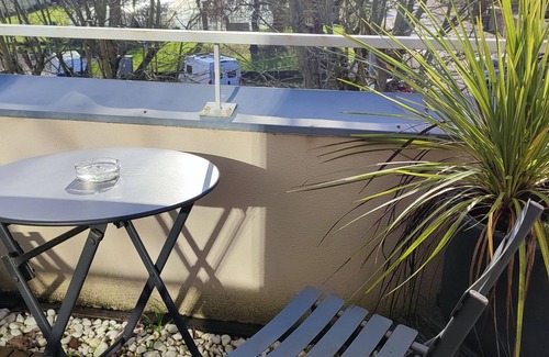 Treboul Apartment | Studio Cosy, feet in the water