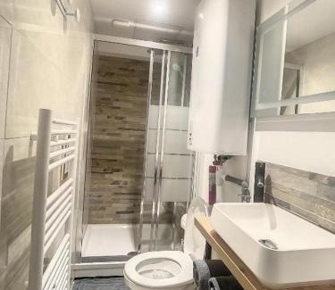 Saint-Acheul Apartment | STUDIO COSY GARE AMIENS TOUT ÉQUIPÉ WIFI NETFLIX 2PERS