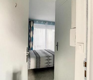 Saint-Acheul Apartment | STUDIO COSY GARE AMIENS TOUT ÉQUIPÉ WIFI NETFLIX 2PERS