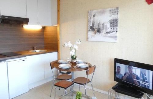 Pla d'Adet Apartment | Studio cosy pour 4 à Saint-Lary-Soulan avec balcon au sud - FR-1-457-139