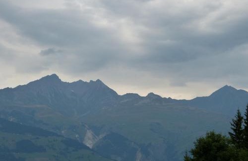 Arc-1800 Apartment | Studio cosy proche pistes, balcon, WIFI gratuit, parking à proximité - FR-1-346-473