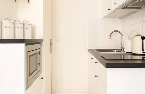 Combat Apartment | Studio cosy proche des Buttes-Chaumont
