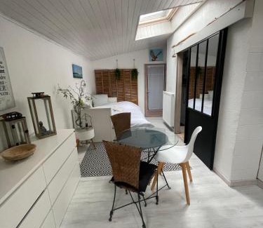 Gujan-Mestras House | STUDIO-COTTAGE AVEC JARDIN-BASSIN D'ARCACHON