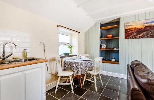 Haverfordwest House | Studio Cottage
