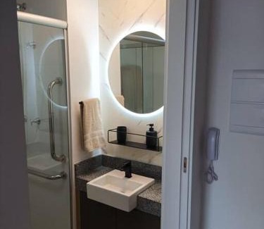 Santo Amaro Apartment | Studio de 25 metros Do lado Metrô linha 5 Lilas