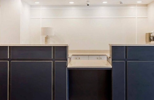 Cannonborough Elliotborough Resort | Studio Deluxe Condo at King 583 - Downtown Charleston