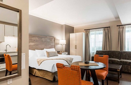 Cannonborough Elliotborough Resort | Studio Deluxe Condo at King 583 - Downtown Charleston