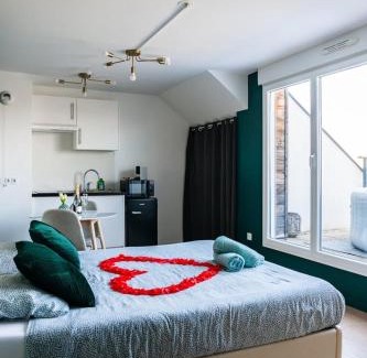 Serris Apartment | STUDIO DISNEY LAC