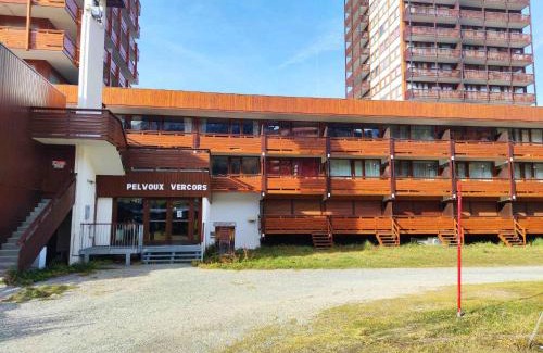 Plagne Centre Apartment | Studio divisible au cœur de La Plagne - 4 pers, accès galerie, cuisine équipée - FR-1-181-2724