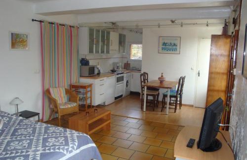 Aubagne Apartment | Studio en Provence