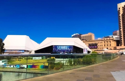 Adelaide Central Business District Apartment | studio ex hotel room city