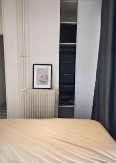 Gambetta Apartment | Studio & Expansive Terrace: Urban Oasis in Paris!
