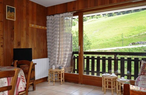 Le Chinaillon Apartment | Studio familial au pied des pistes, proche commodités, parking inclus - FR-1-241-6