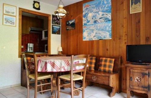 Le Chinaillon Apartment | Studio familial au pied des pistes, proche commodités, parking inclus - FR-1-241-6