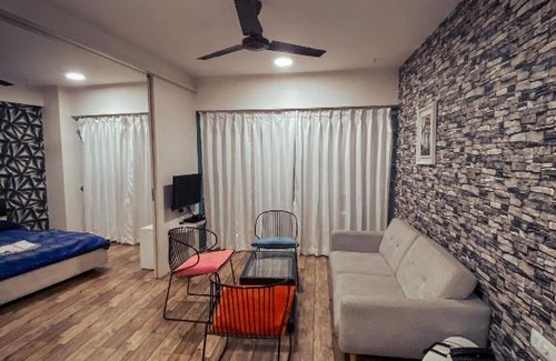 Dumas Apartment | Studio flat managed by ambition homes