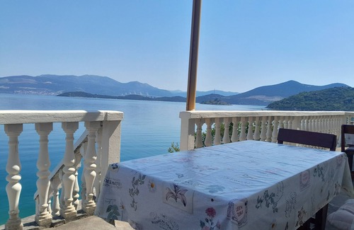 Dubrava Apartment | Studio flat near beach Cove Pještata, Pelješac (AS-14440-c)