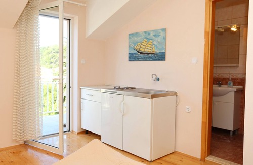Zuljana Apartment | Studio flat with balcony and sea view Žuljana, Pelješac (AS-4576-c)