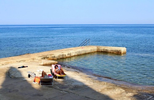 Basanija Apartment | Studio flat with terrace Bašanija, Umag (AS-7148-b)