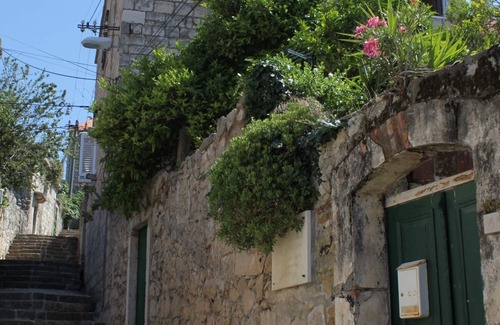 Cavtat Old Town Apartment | Studio flat with terrace Cavtat, Dubrovnik (AS-9067-a)