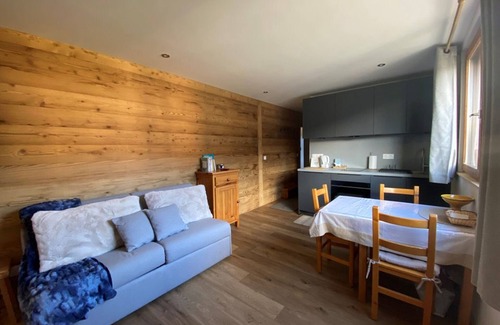 Cohennoz Apartment | Studio for 3, Cernix: near slopes, terrace, parking