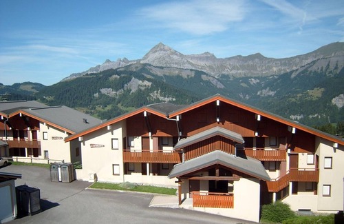 Cohennoz Apartment | Studio for 4, near slopes, fully equipped