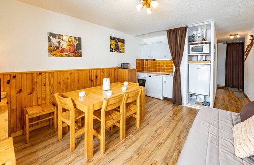 Saint-Francois-Longchamp Apartment | Studio/T1 26m² for 5 people with balcony in Saint-François-Longchamp