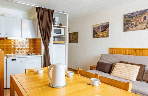 Saint-Francois-Longchamp Apartment | Studio/T1 26m² for 5 people with balcony in Saint-François-Longchamp