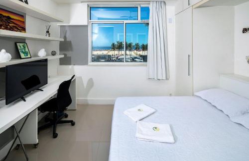 Leme Apartment | Studio frente mar no Leme para 2 pessoas