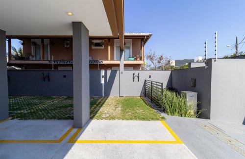 Lagoa Pequena Apartment | Studio garden Campeche em Floripa HAL103