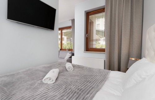 Wrzeszcz Apartment | Studio Garnizon With Terrace by Renters