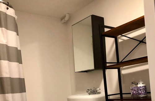 Jeffries Point Apartment | Studio Getaway - Located minutes from the waterfront, the subway, & the airport