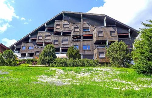Montana Apartment | Studio Golf Bellerive 76 by Interhome