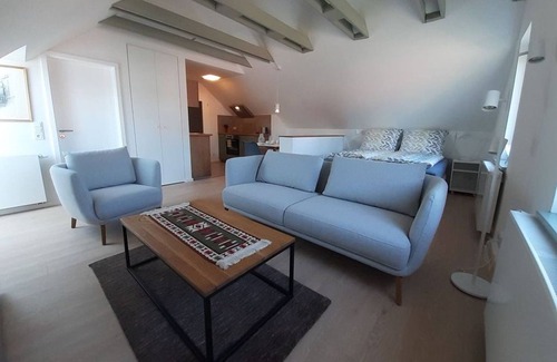 Muncheberg Apartment | Studio - Gustav Seitz Guesthouse