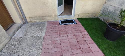 Chalons-en-Champagne Apartment | *Studio Holidays* Centre ville 20 m2