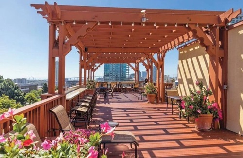 East Village Hotel | Studio/Hotel Balboa Park